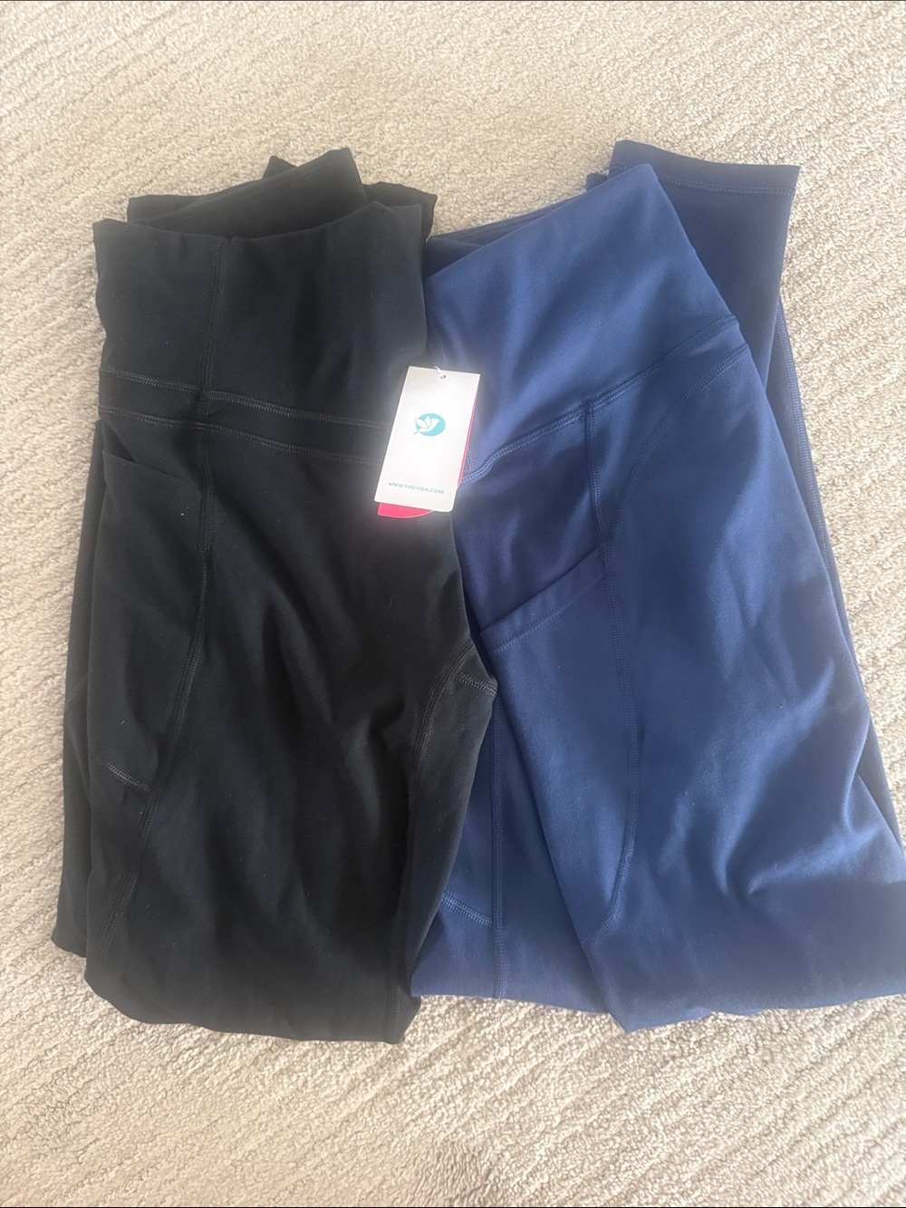 2 NWT Everyday High-Rise Leggings in Black and Navy